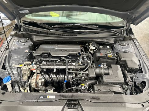 Certified 2024 Hyundai Elantra SEL FWD image 24