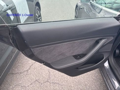 Used 2018 Tesla Model 3 Long Range image 28