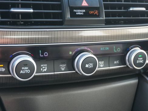 Used 2018 Honda Accord Sport image 34