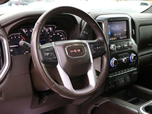 Used 2021 GMC Sierra 1500 SLT w/ SLT Premium Package image 18