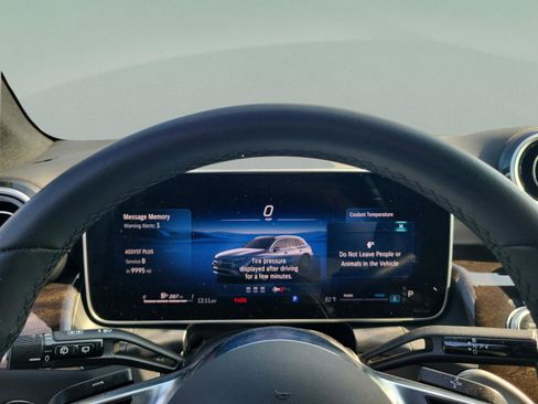 Certified 2025 Mercedes-Benz GLC 300 image 20