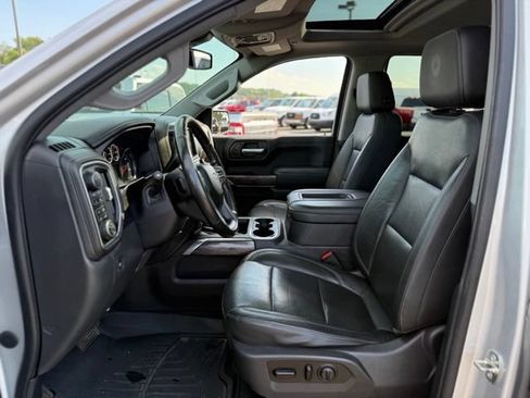 Used 2020 Chevrolet Silverado 1500 LTZ w/ LTZ Premium Package AWD/4WD image 13