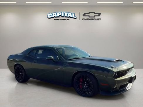 Used 2018 Dodge Challenger T/A image 7
