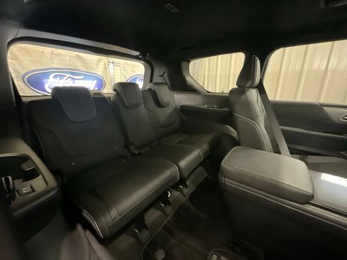 Used 2026 INFINITI QX80 Autograph w/ Premium Cargo Package AWD/4WD image 18