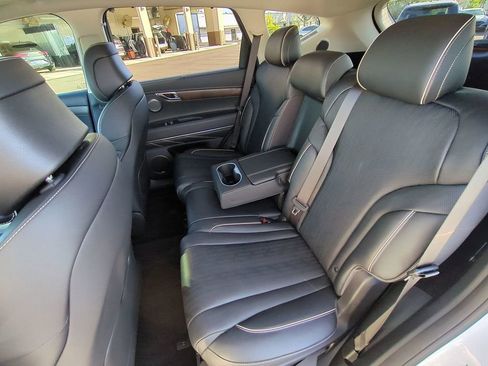 Used 2022 Genesis GV80 3.5T w/ Advanced Package 06 image 14