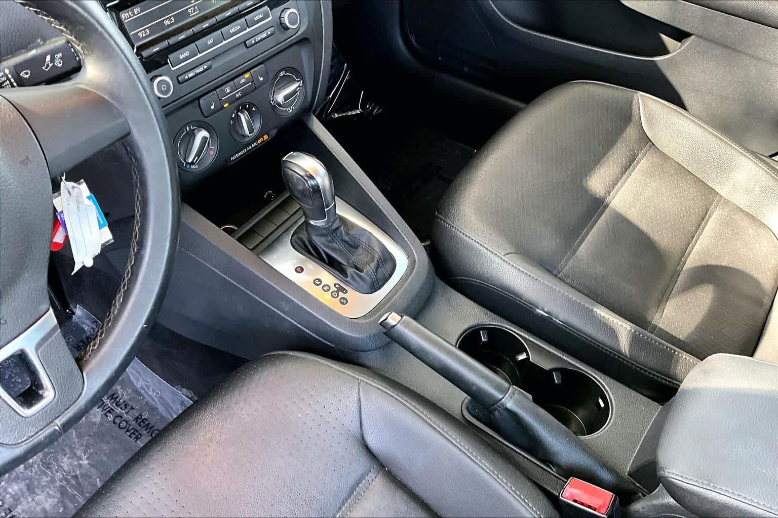 Used 2013 Volkswagen Jetta SE FWD image 17