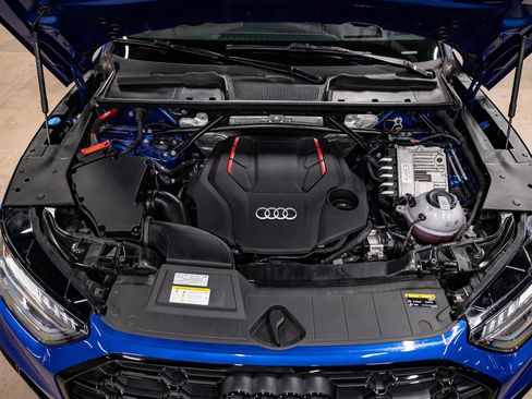 Used 2022 Audi SQ5 Prestige w/ Prestige Package image 13