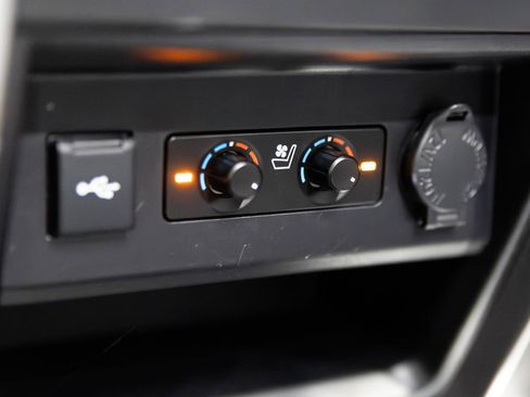 Used 2022 Toyota 4Runner Limited image 15