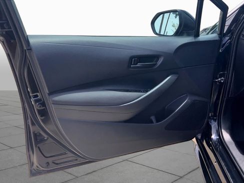 Used 2024 Toyota Corolla LE FWD image 21