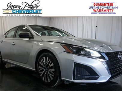 Used 2024 Nissan Altima 2.5 SV