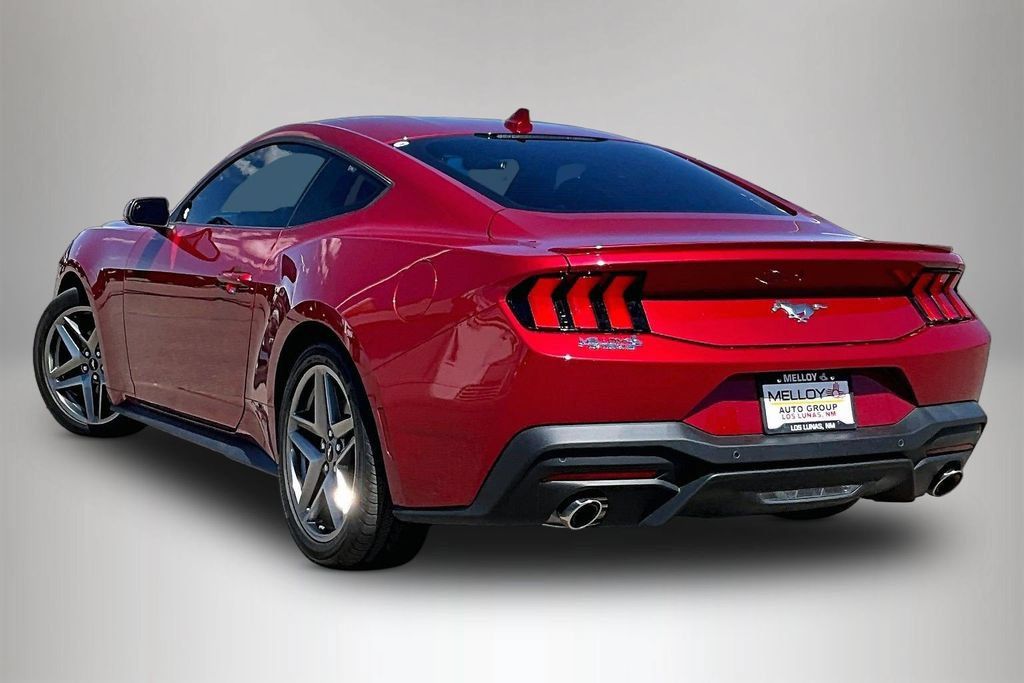 Used 2024 Ford Mustang Premium RWD image 4