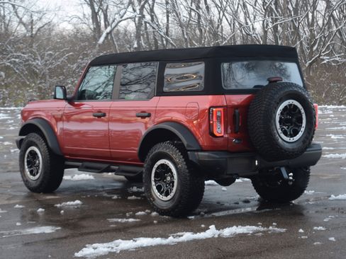 Used 2023 Ford Bronco Badlands w/ Sasquatch Package image 22