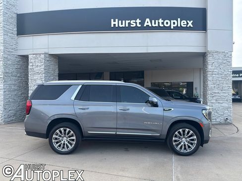 Used 2022 GMC Yukon Denali RWD image 1