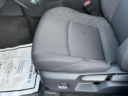 Used 2025 Toyota Tacoma SR5 image 16