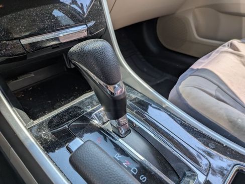 Used 2016 Honda Accord LX image 9