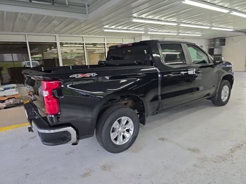 Used 2022 Chevrolet Silverado 1500 LT image 6