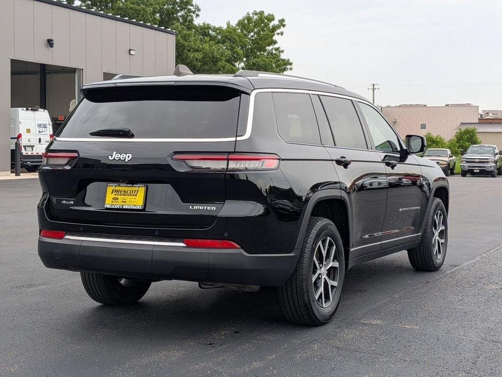 Used 2023 Jeep Grand Cherokee L Limited AWD/4WD image 7