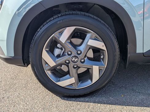 Certified 2025 Hyundai Venue Limited image 10