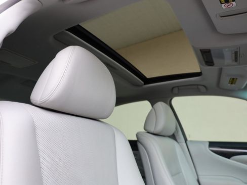 Used 2008 Lexus LS 460 RWD image 30