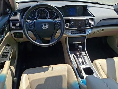 Used 2015 Honda Accord EX-L image 11