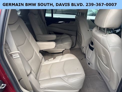 Used 2019 Cadillac Escalade Premium Luxury w/ LPO, Radiant Package image 33