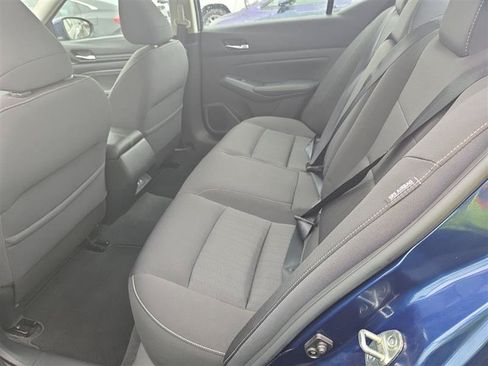 Used 2020 Nissan Altima 2.5 S AWD/4WD image 7