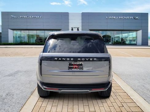Used 2024 Land Rover Range Rover SE AWD/4WD image 6