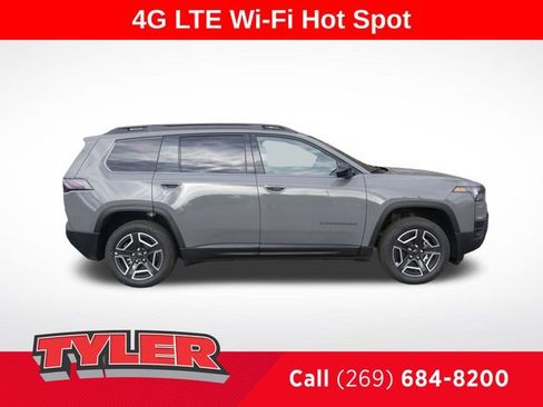 New 2026 Jeep Cherokee Laredo AWD/4WD image 9