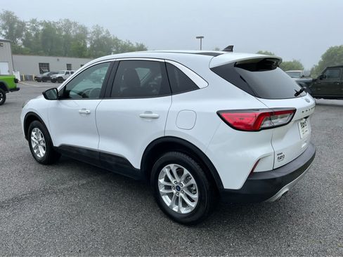 Used 2022 Ford Escape SE w/ Convenience Package AWD/4WD image 5