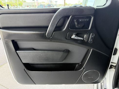 Used 2017 Mercedes-Benz G 550 image 9