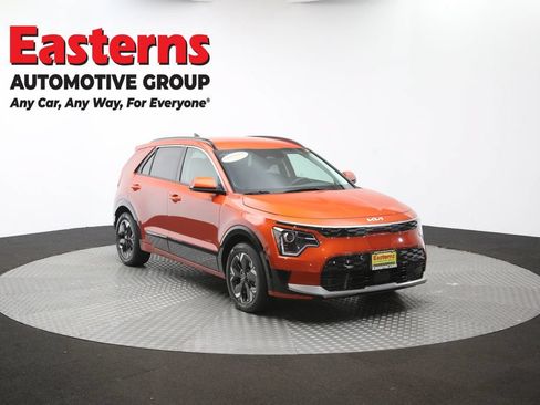 Used 2023 Kia Niro Wind w/ Wind Preserve Package FWD image 47
