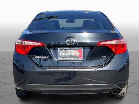 Used 2018 Toyota Corolla LE image 4