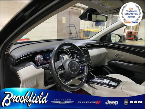 Used 2024 Hyundai Tucson Limited image 30