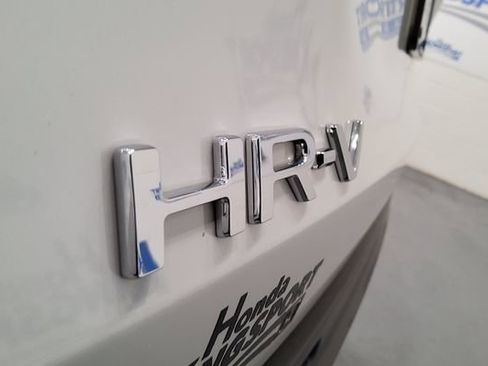 Certified 2025 Honda HR-V Sport image 34