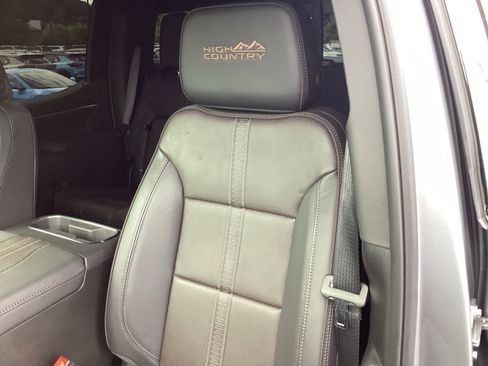 Used 2025 Chevrolet Silverado 1500 High Country w/ Z71 Off-Road Package image 13