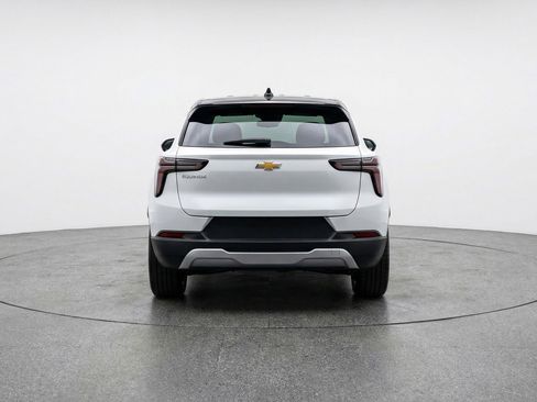 Used 2025 Chevrolet Equinox LT image 7