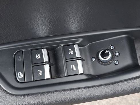 Used 2017 Audi A4 2.0T Ultra Premium image 29