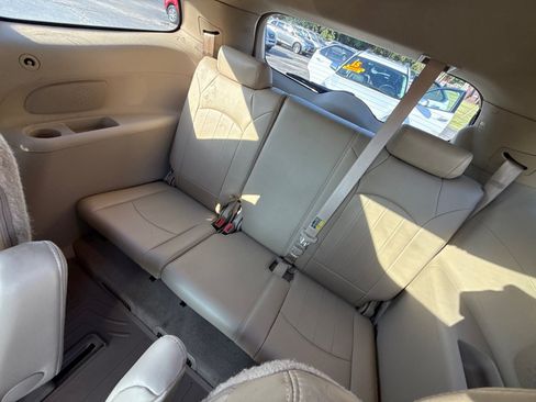 Used 2011 Buick Enclave CXL w/ LPO, Cargo Convenience Pkg AWD/4WD image 11