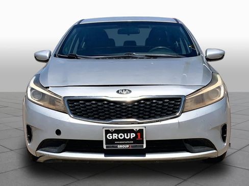 Used 2018 Kia Forte LX FWD image 4