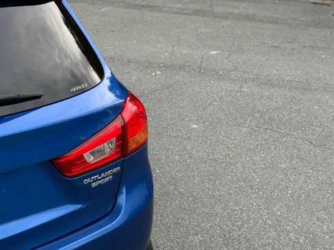 Used 2017 Mitsubishi Outlander Sport SE image 5