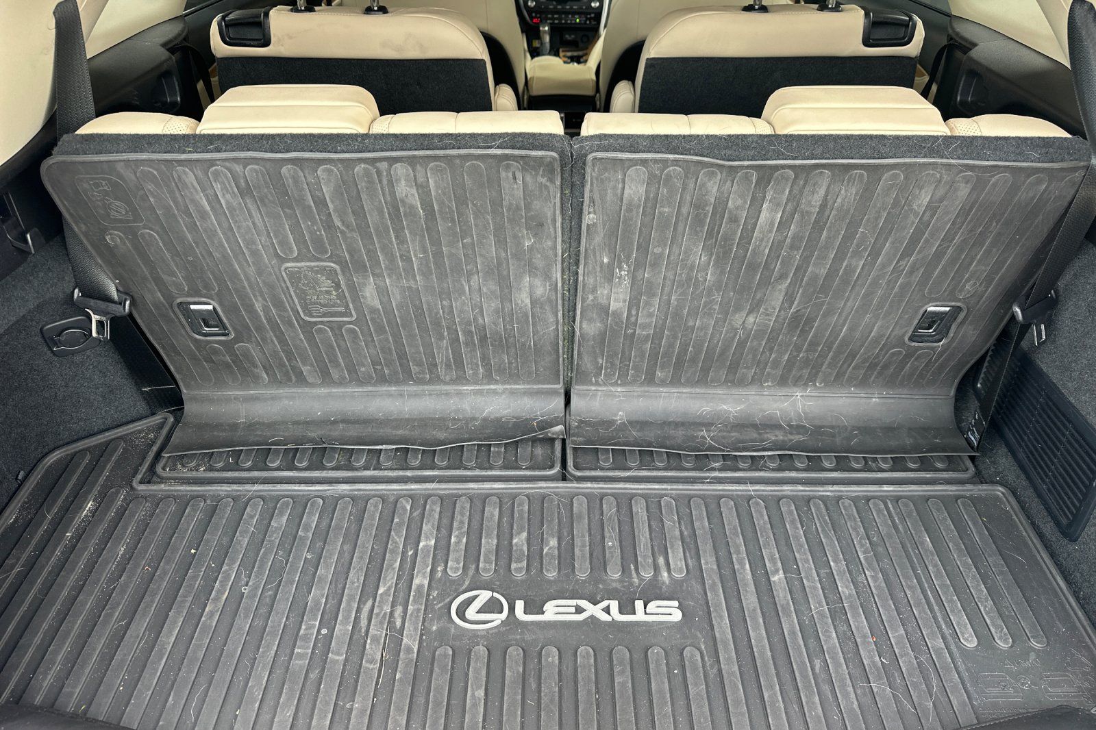 Used 2022 Lexus RX 350L FWD w/ Premium Package image 12