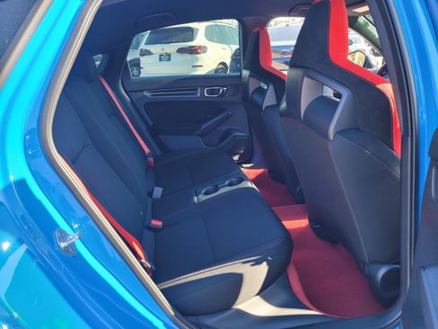 Used 2023 Honda Civic Type R image 16