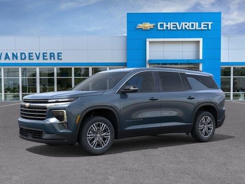 New 2026 Chevrolet Traverse LT AWD/4WD image 2