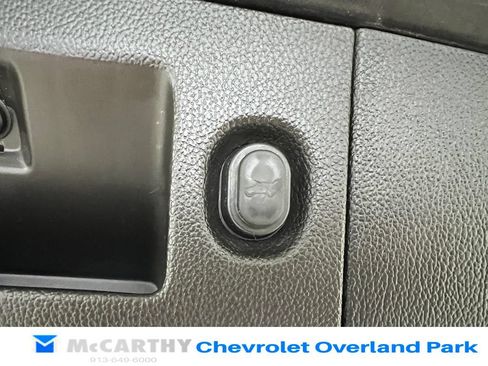 Used 2015 Chevrolet Tahoe LTZ AWD/4WD image 36