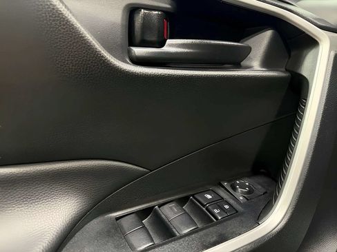 Used 2024 Toyota RAV4 LE AWD/4WD image 19