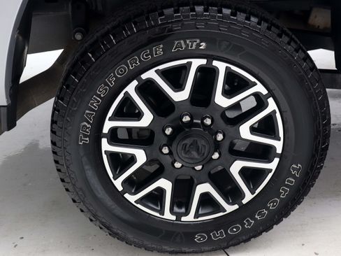 Used 2026 RAM 2500 Limited AWD/4WD image 31