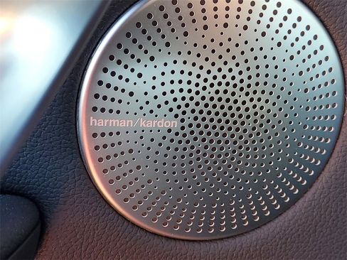 Used 2023 Kia Stinger GT-Line w/ Sun & Sound Package image 17