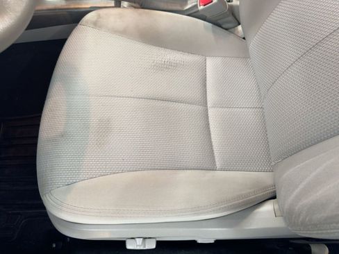 Used 2011 Subaru Forester 2.5X Premium image 13