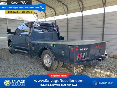 Used 2025 RAM 3500 Tradesman w/ Chrome Appearance Group image 3