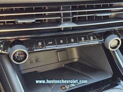 New 2026 Chevrolet Traverse LT w/ Midnight/Sport Edition image 39